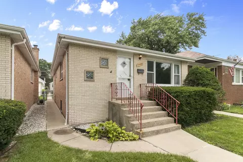 2426 Westover Ave, North Riverside, IL 60546
