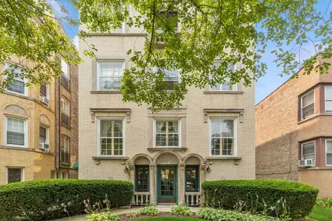 140 Custer Ave #1, Evanston, IL 60202