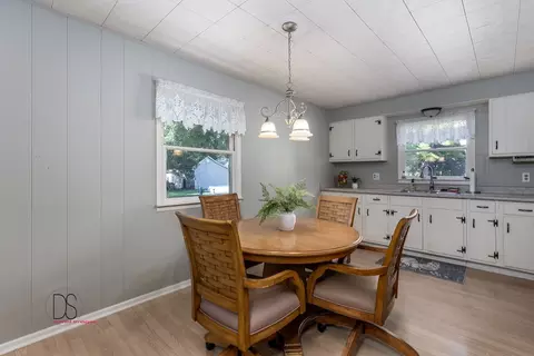 2014 Columbus St, Ottawa, IL 61350 photo 2