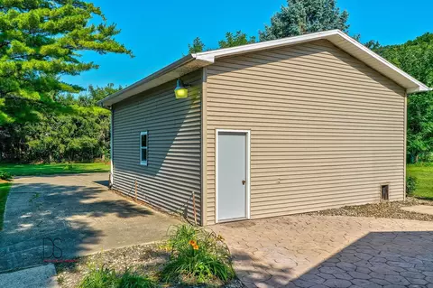 2014 Columbus St, Ottawa, IL 61350 photo 14