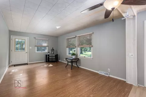 2014 Columbus St, Ottawa, IL 61350 photo 5
