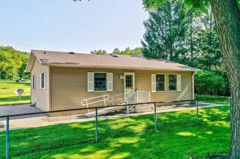2014 Columbus St, Ottawa, IL 61350