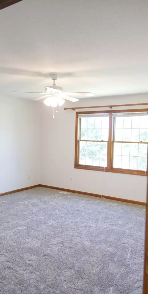 8 Valley Brook Ct, Bloomington, IL 61704 photo 43