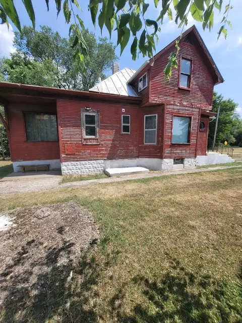 819 N Chicago Ave, Kankakee, IL 60901