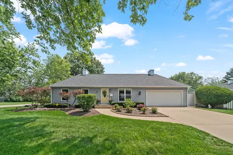51 Winrock Rd, Montgomery, IL 60538