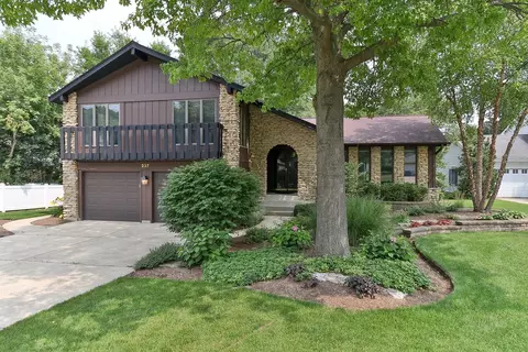 237 Patricia Ln, Bartlett, IL 60103