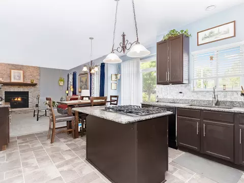 2925 Sierra Ave, Plainfield, IL 60586 photo 7