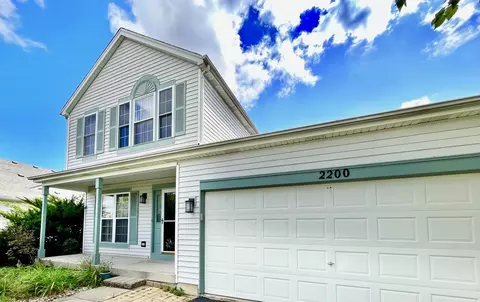 2200 Willow Lakes Dr, Plainfield, IL 60586