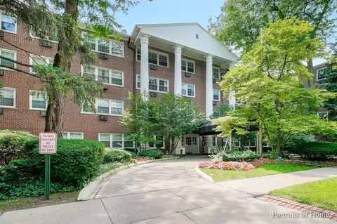 1025 Randolph St #309, Oak Park, IL 60302