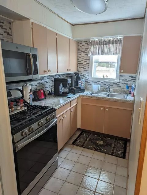 14719 Trumbull Ave, Midlothian, IL 60445 photo 9