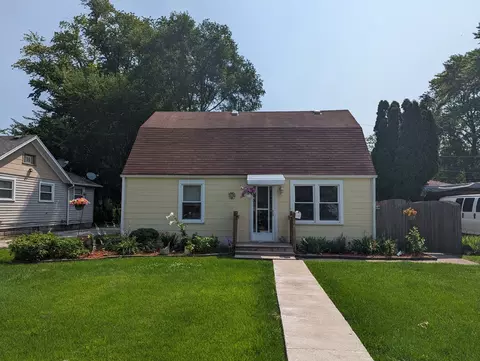 14719 Trumbull Ave, Midlothian, IL 60445