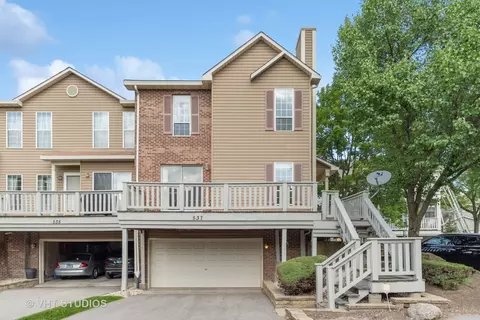 537 W Parkside Dr, Palatine, IL 60067