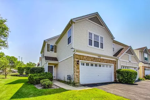 2098 Limestone Ln, Carpentersville, IL 60110