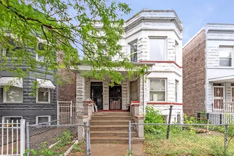 805 S Kilbourn Ave, Chicago, IL 60624