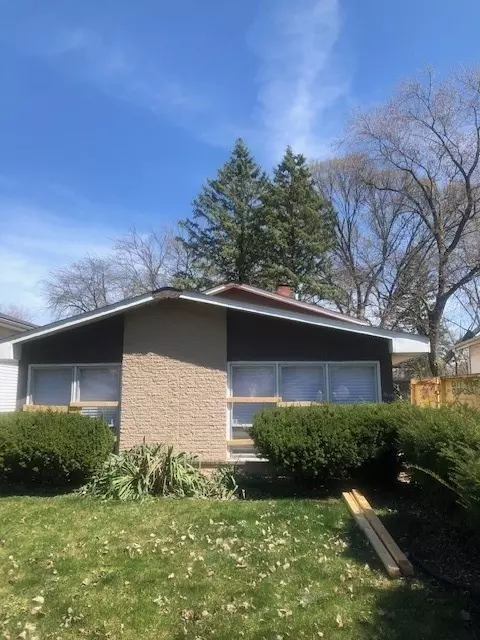 16549 Hermitage Ave, Markham, IL 60428