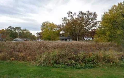 34991 N Rosewood Ave, Ingleside, IL 60041