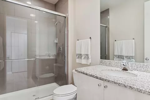 69 Riverside Dr, Deerfield, IL 60015 photo 9