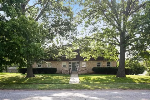 912 Crescent Dr #1-5, Champaign, IL 61821