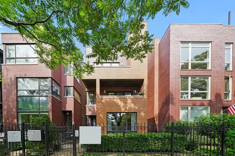 1532 N Wood St #3, Chicago, IL 60622