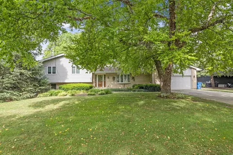 16204 S George Ct, Plainfield, IL 60586