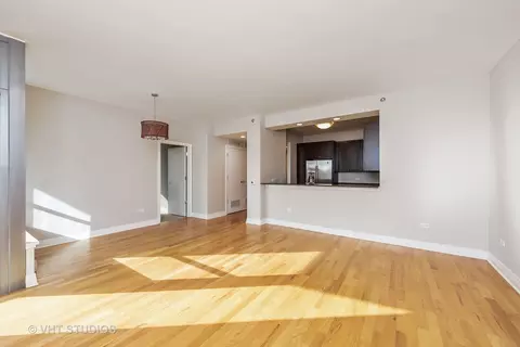 600 N Lake Shore Dr #3502, Chicago, IL 60611
