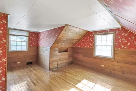 175 E Thacker St, Des Plaines, IL 60016 photo 16