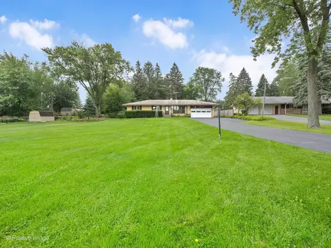 711 79th Pl, Downers Grove, IL 60516