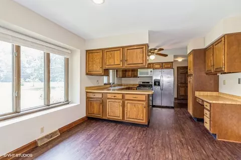 2 S590 Deerpath Rd, Batavia, IL 60510 photo 12