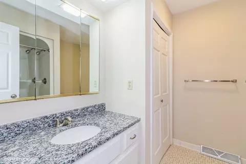 2 S590 Deerpath Rd, Batavia, IL 60510 photo 16