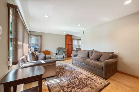 1030 Richard Ave, Berkeley, IL 60163 photo 3