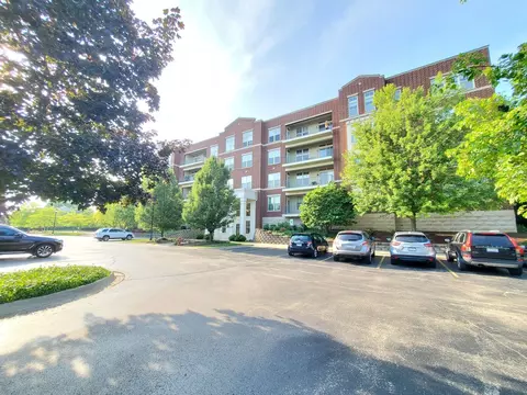 660 Prestwick Ln #305, Wheeling, IL 60090 photo 6