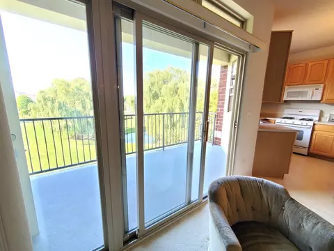 660 Prestwick Ln #305, Wheeling, IL 60090 photo 23