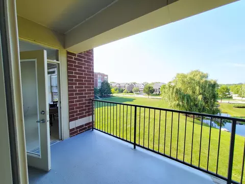 660 Prestwick Ln #305, Wheeling, IL 60090 photo 26