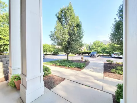 660 Prestwick Ln #305, Wheeling, IL 60090 photo 9