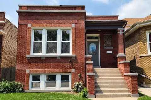 2420 S 60th Ct, Cicero, IL 60804