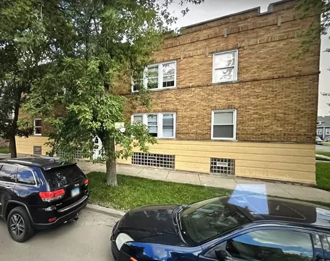 2834 W 65th St, Chicago, IL 60629