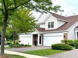 30101 Fowler Cir, Warrenville, IL 60555