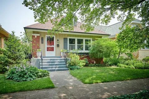 4107 N Lawler Ave, Chicago, IL 60641