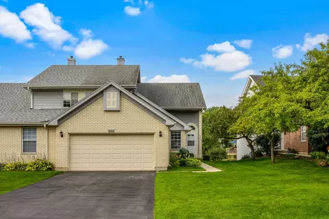664 Dunham Rd, Gurnee, IL 60031