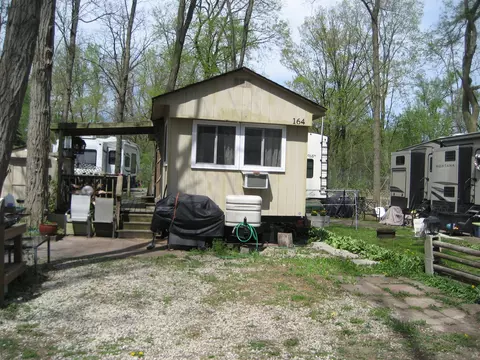 27884 W Il Route 173 Rd #164, Antioch, IL 60002