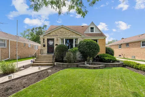2252 S 5th Ave, North Riverside, IL 60546