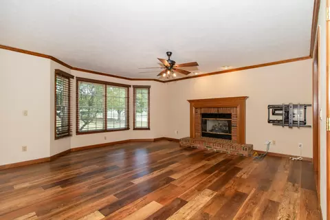 1014 Ironwood Cc Dr, Normal, IL 61761 photo 7