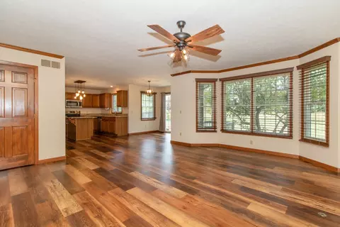 1014 Ironwood Cc Dr, Normal, IL 61761 photo 12