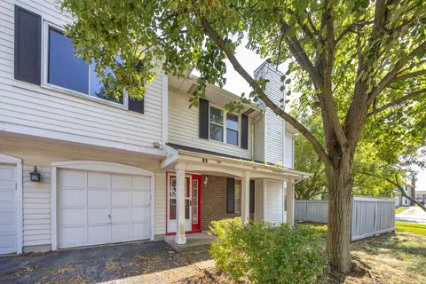 9 Red Barn Rd, Matteson, IL 60443 photo 3
