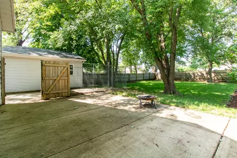 1106 Eastholme Ave, Bloomington, IL 61705 photo 31