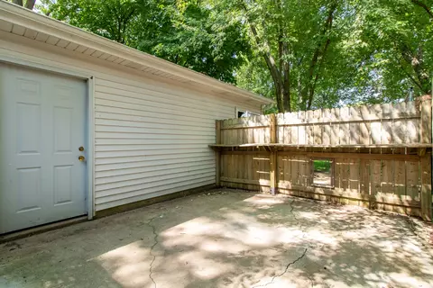 1106 Eastholme Ave, Bloomington, IL 61705 photo 29