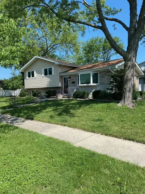 17360 S Oketo Ave, Tinley Park, IL 60477