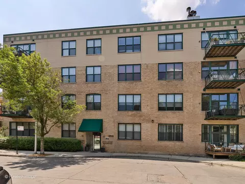 2512 N Bosworth Ave #107, Chicago, IL 60614