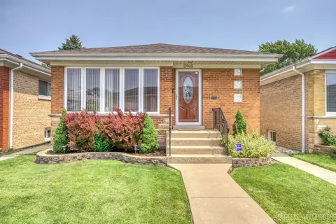 2905 N Nashville Ave, Chicago, IL 60634