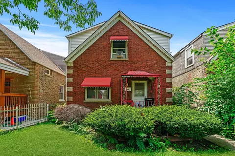 934 N Keystone Ave, Chicago, IL 60651